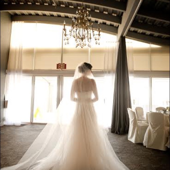 Reem Acra White Wedding Dress Fall 2014 Collection - Picture 6 of 6